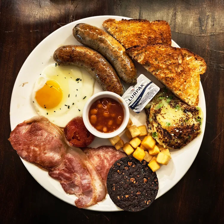 All-day full English breakfast plate at The Shakespeare Pub Bangkok